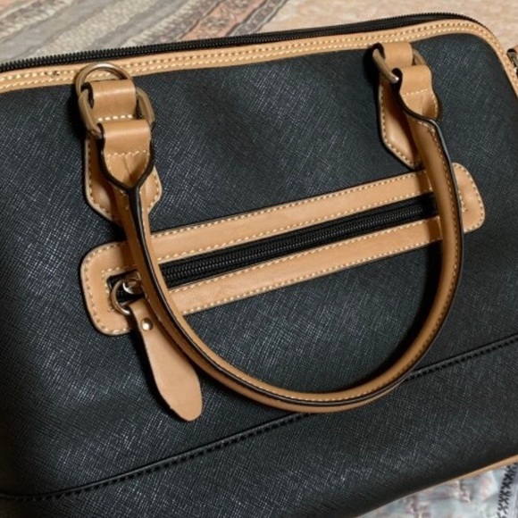 giani bernini black leather purse